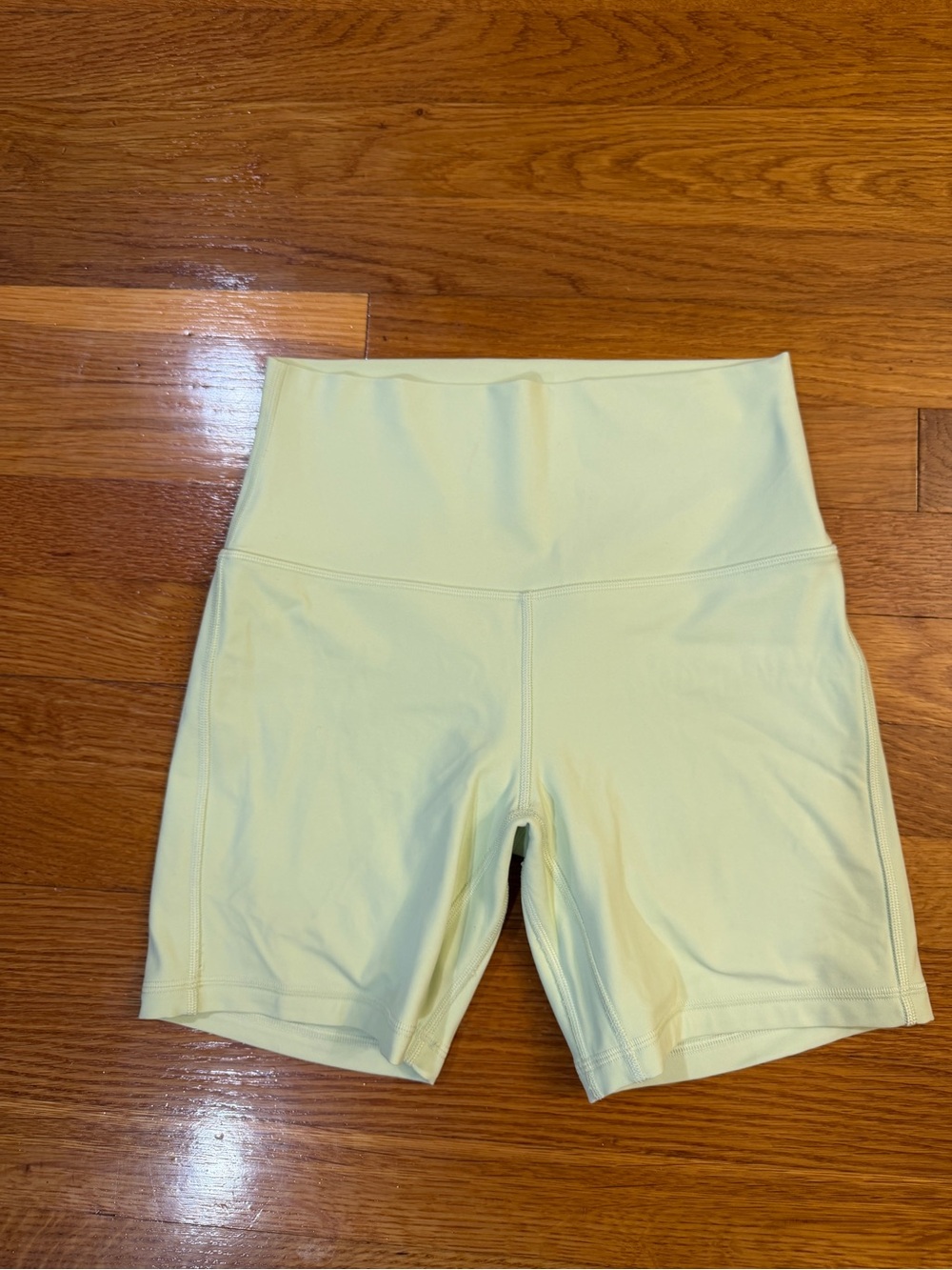 Lululemon Align High-Rise Short 6" Kohlrabi Green(?) - Size 6